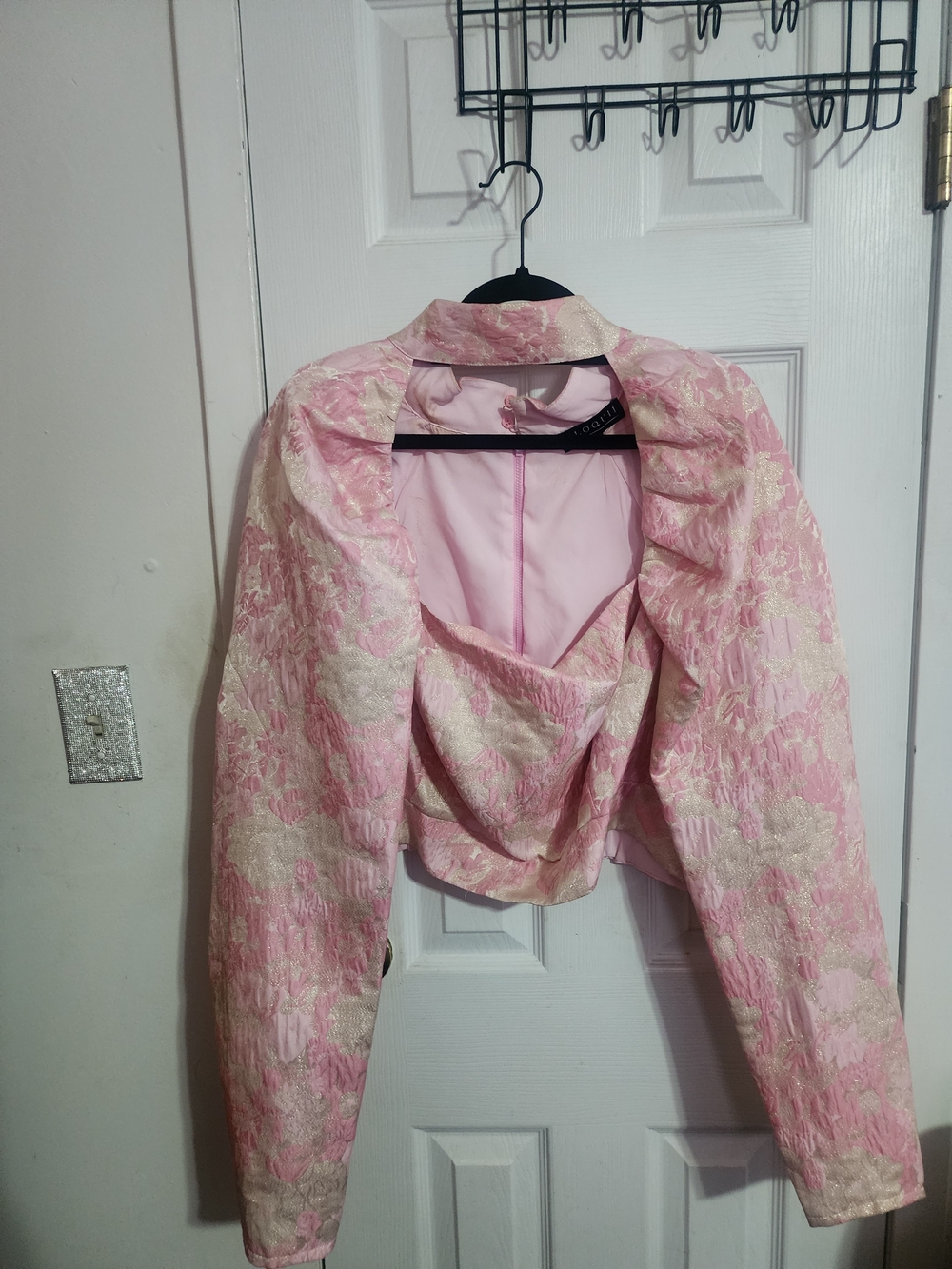 Eloquii Pink and Cream Floral Brocade Top